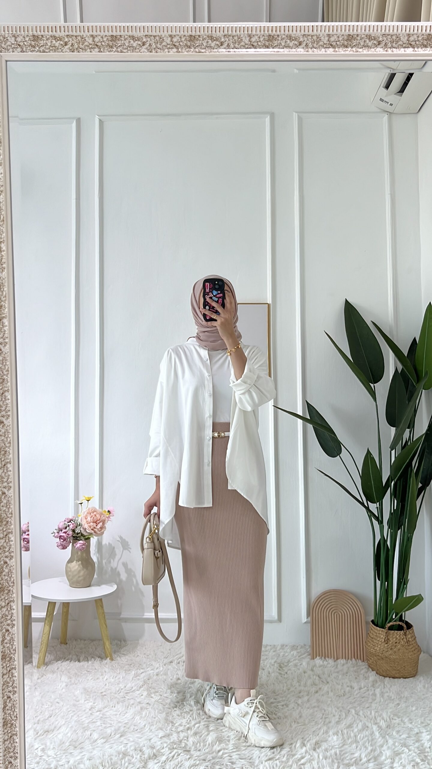 Monica Pencil Skirt - Image 2