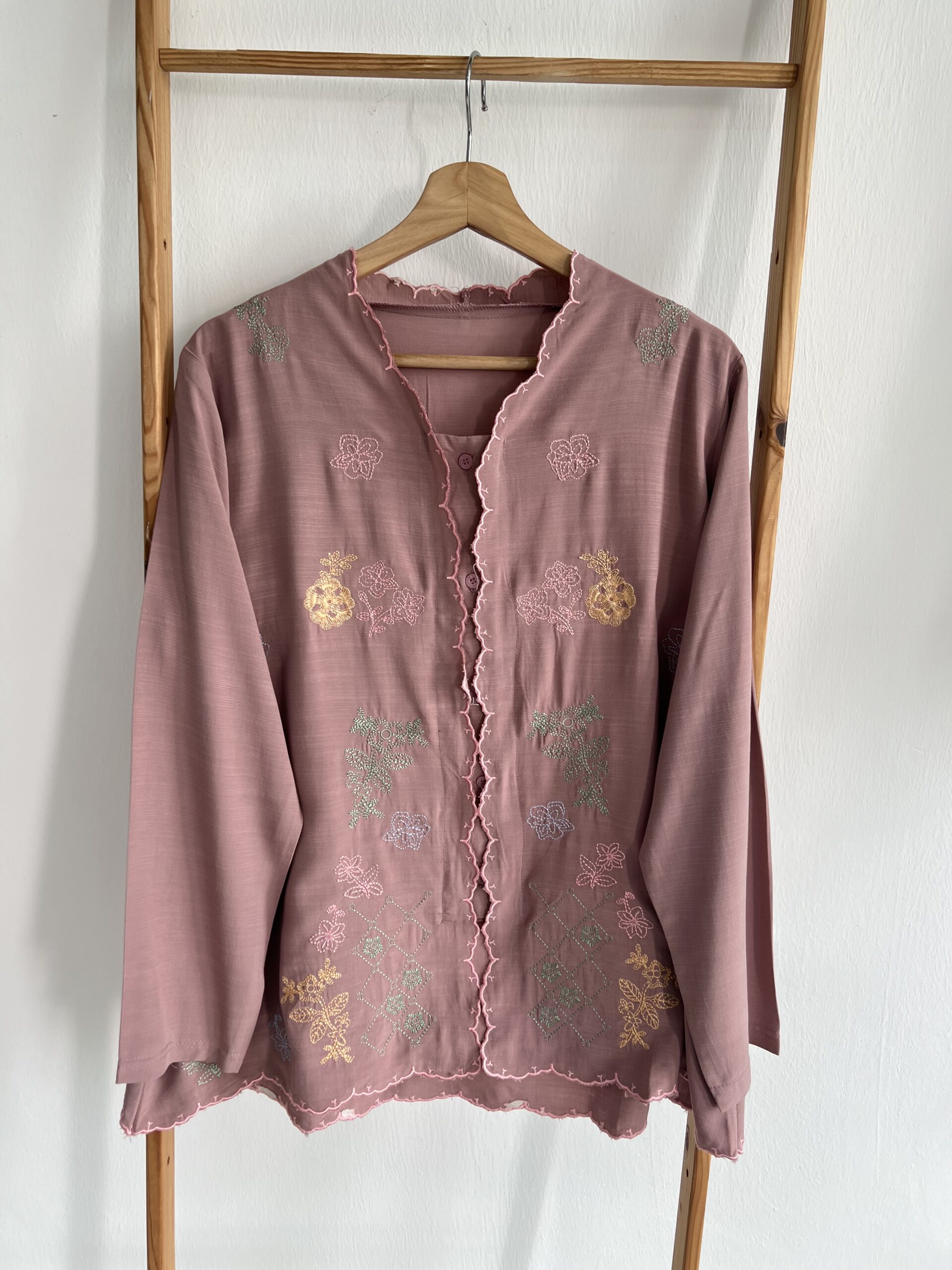 Melati Cotton Blouse - Image 6